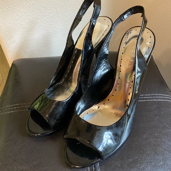 BCBGirls Black Slingback Peep Toe Heels Size 9 - Picture 7 of 12